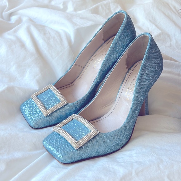 Daisy Sky Blue Metallic Beautiisoles size 7 light blue sparkle ✨ - Picture 1 of 7